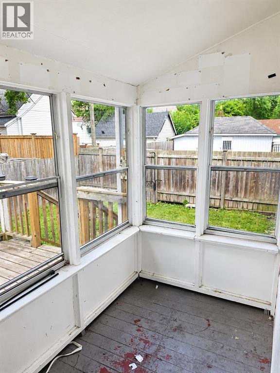 366 Cromwell Street Property Photo 5