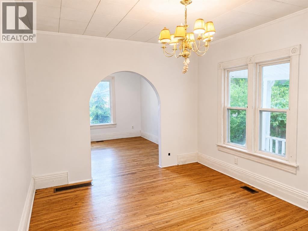 366 Cromwell Street Property Photo 9