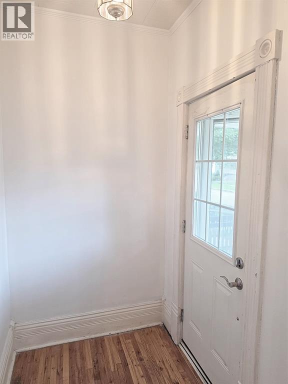 366 Cromwell Street Property Photo 12