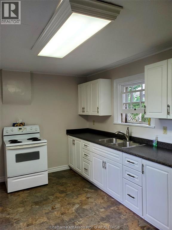 135 William Street South Property Photo 22