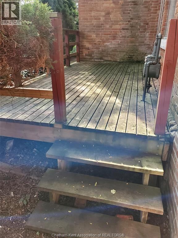 135 William Street South Property Photo 29