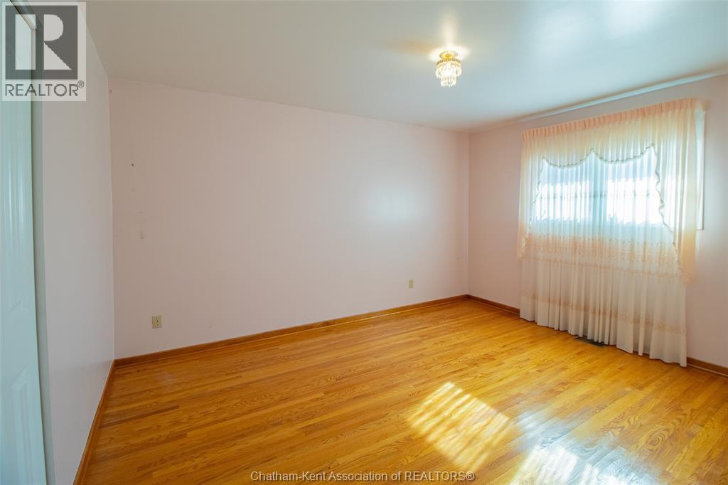 8 Regal Place Property Photo 11