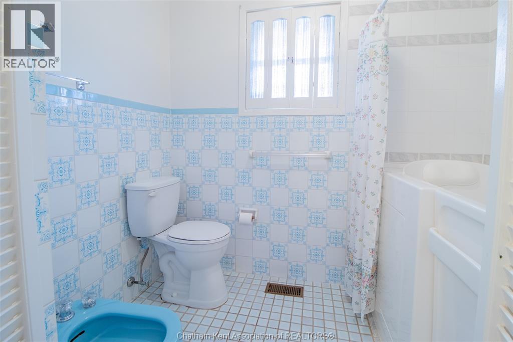 8 Regal Place Property Photo 14