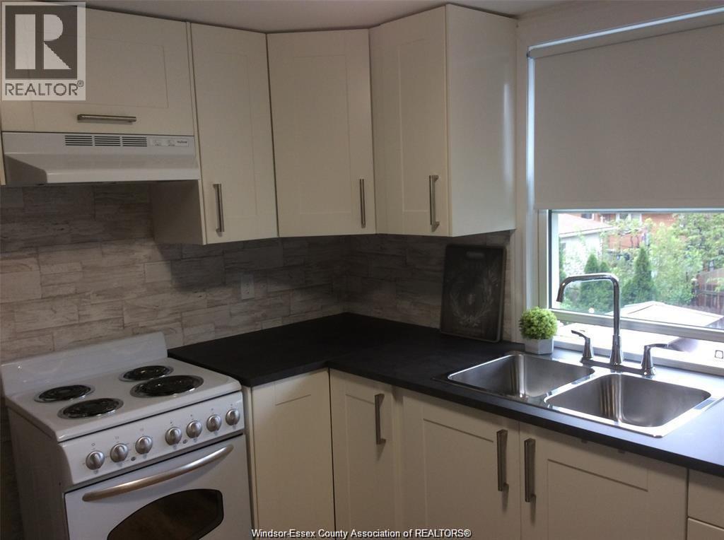 1909 Arthur Road Unit# Upper Property Photo 3