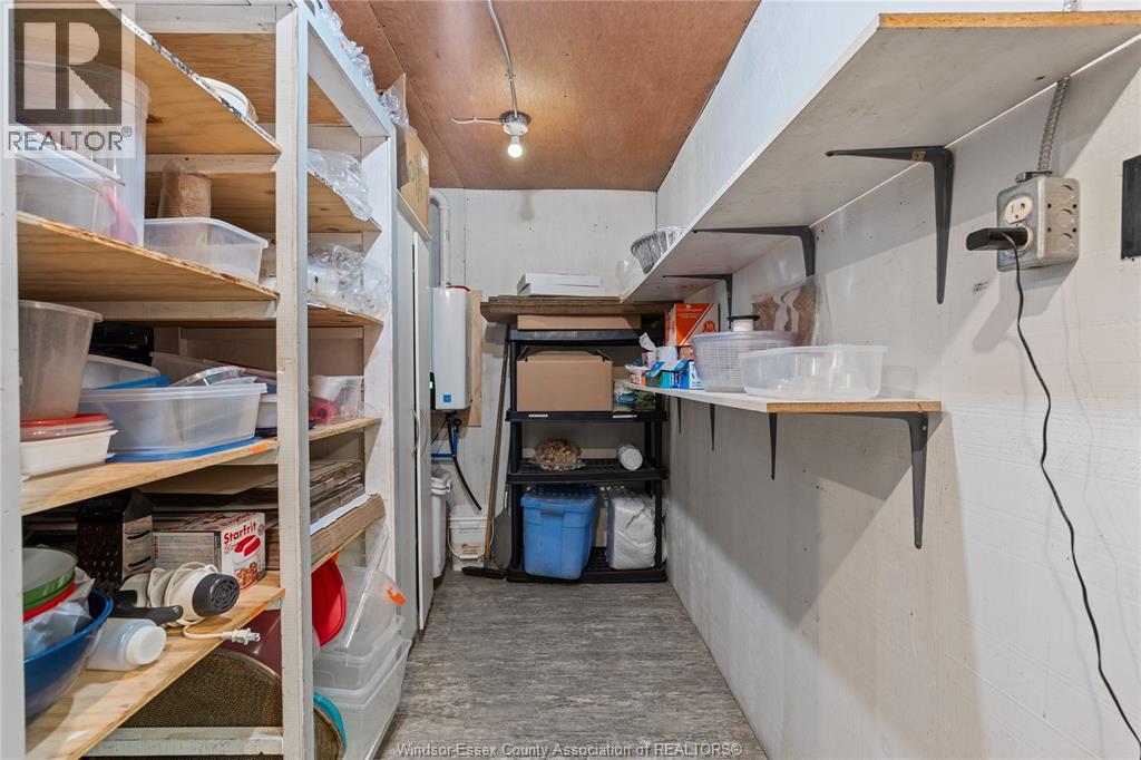 4 Young Property Photo 26