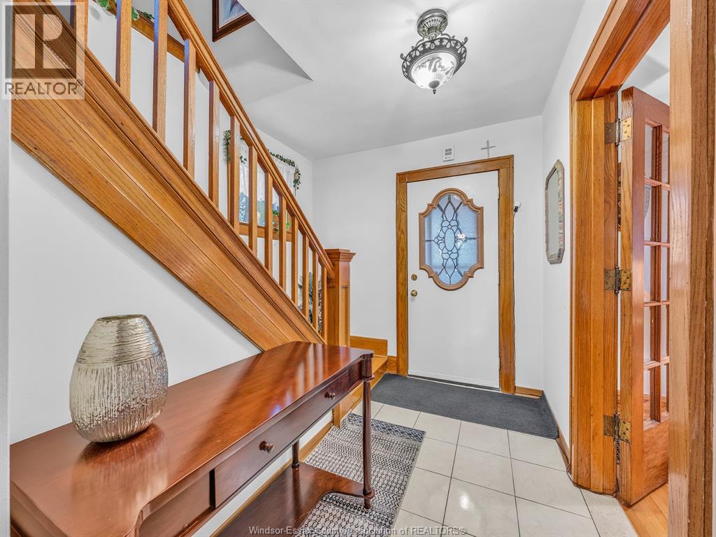 1863 Pillette Road Property Photo 7