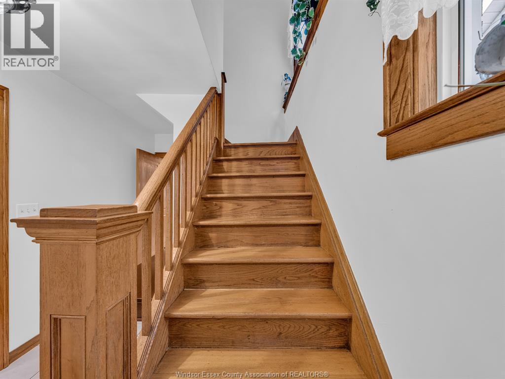 1863 Pillette Road Property Photo 17