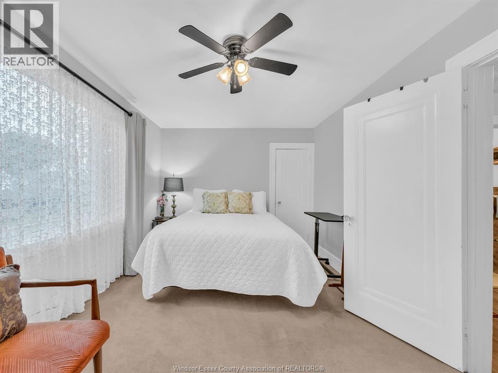 1863 Pillette Road Property Photo 19