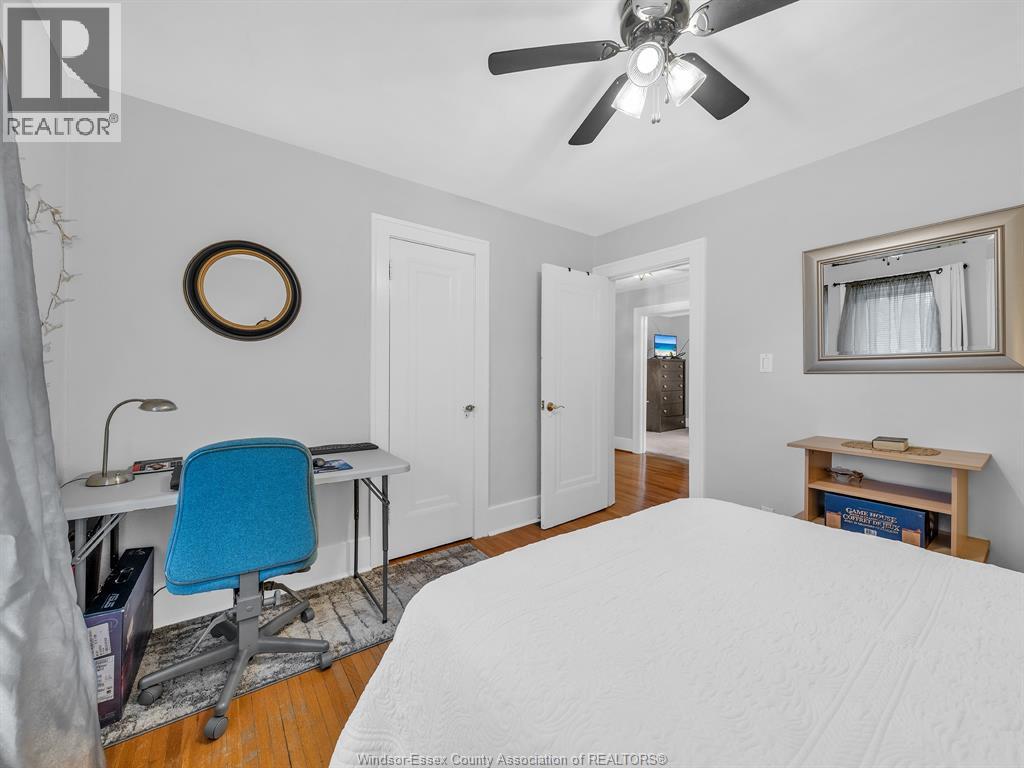 1863 Pillette Road Property Photo 24