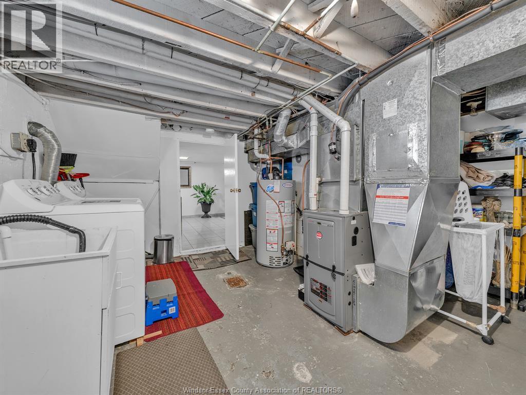 1863 Pillette Road Property Photo 32