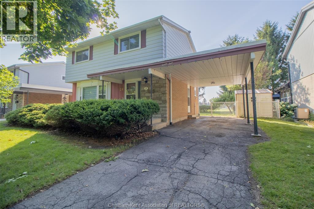 24 FINCH AVENUE Property Photo 1