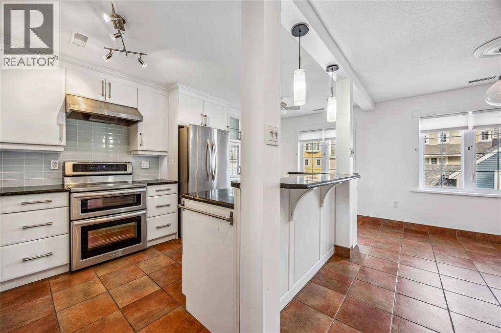 1500 Venetian Boulevard Unit# W-17 Property Photo 9