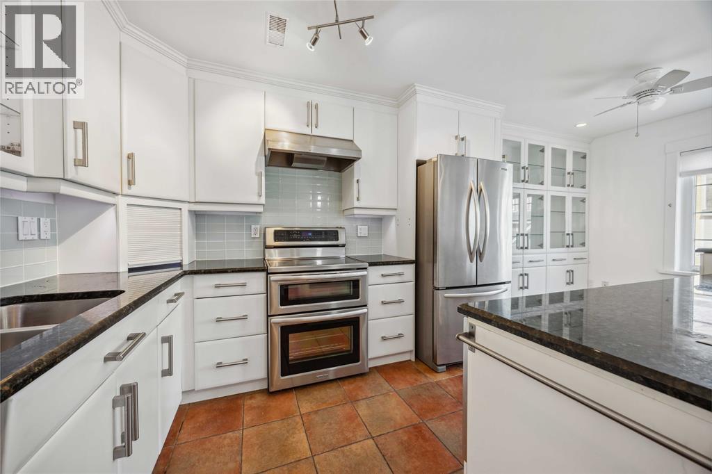 1500 Venetian Boulevard Unit# W-17 Property Photo 10