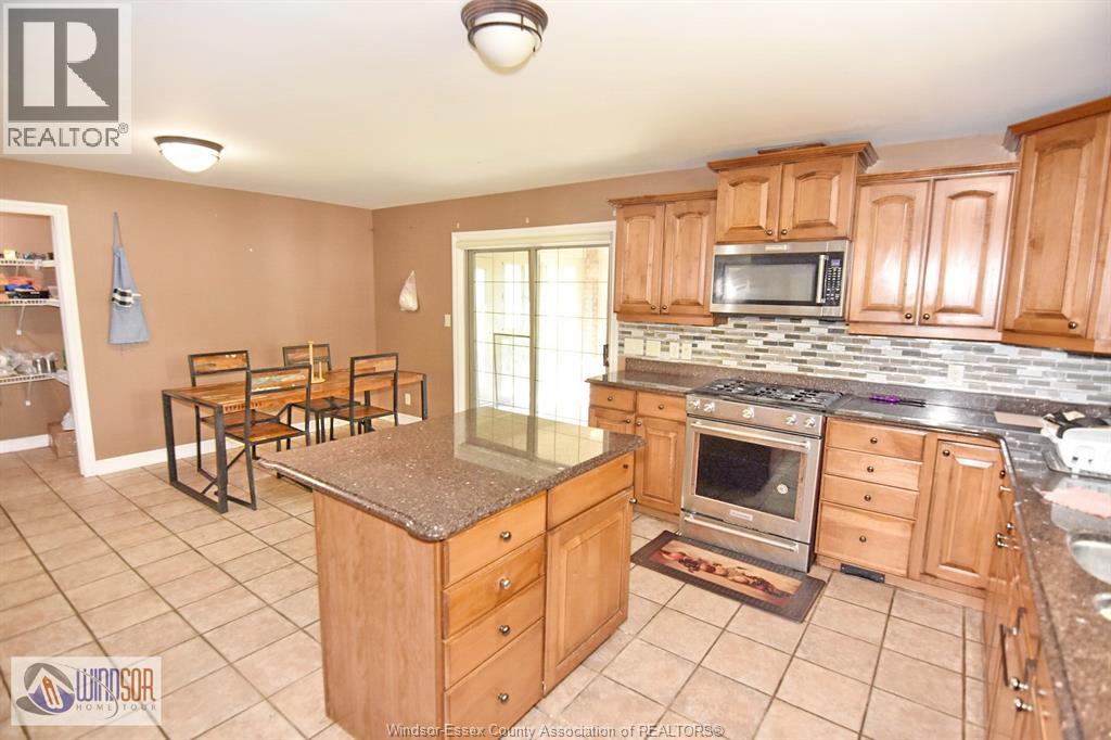 4305 Casgrain Unit# Upper Property Photo 20