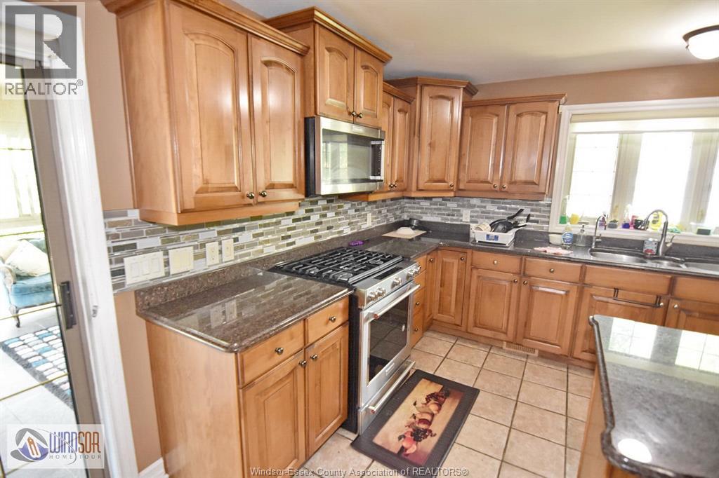 4305 Casgrain Unit# Upper Property Photo 21