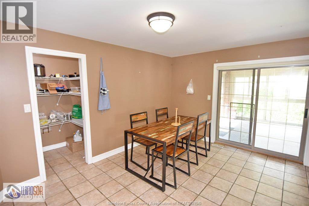 4305 Casgrain Unit# Upper Property Photo 24