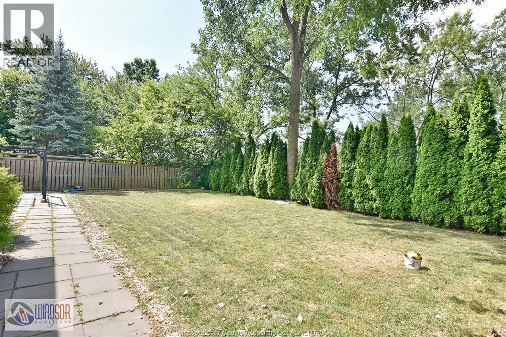 4305 Casgrain Unit# Upper Property Photo 43