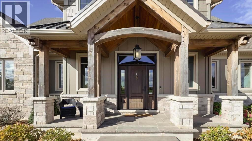 4640 Lakeshore Road Property Photo 4