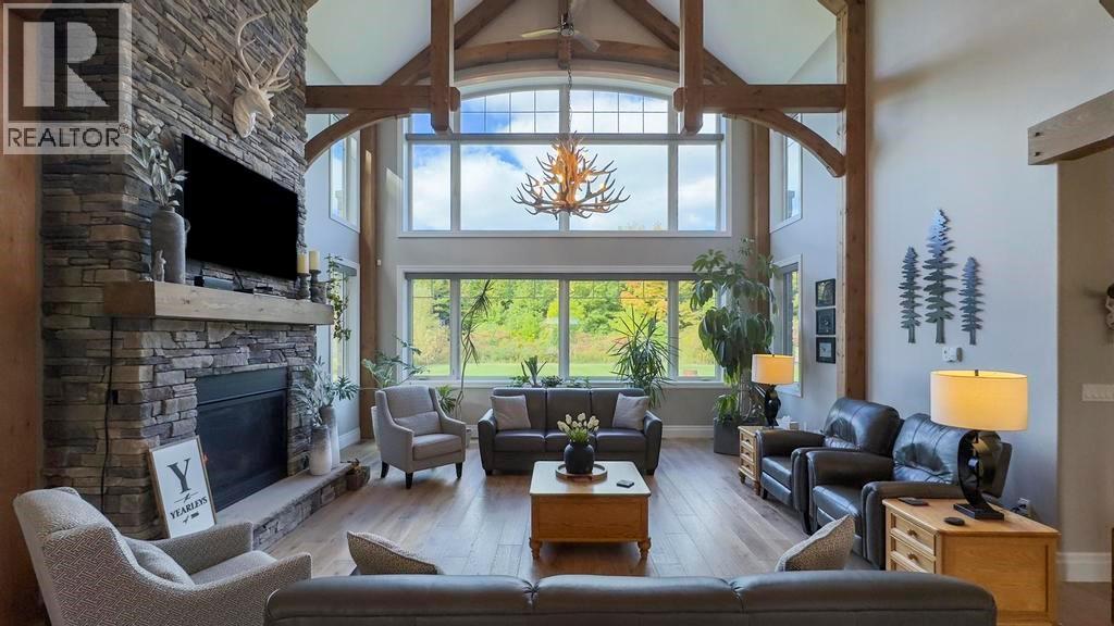 4640 Lakeshore Road Property Photo 11
