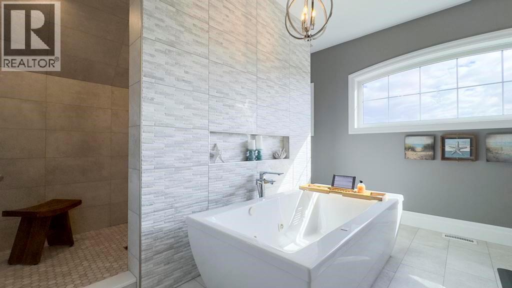 4640 Lakeshore Road Property Photo 30