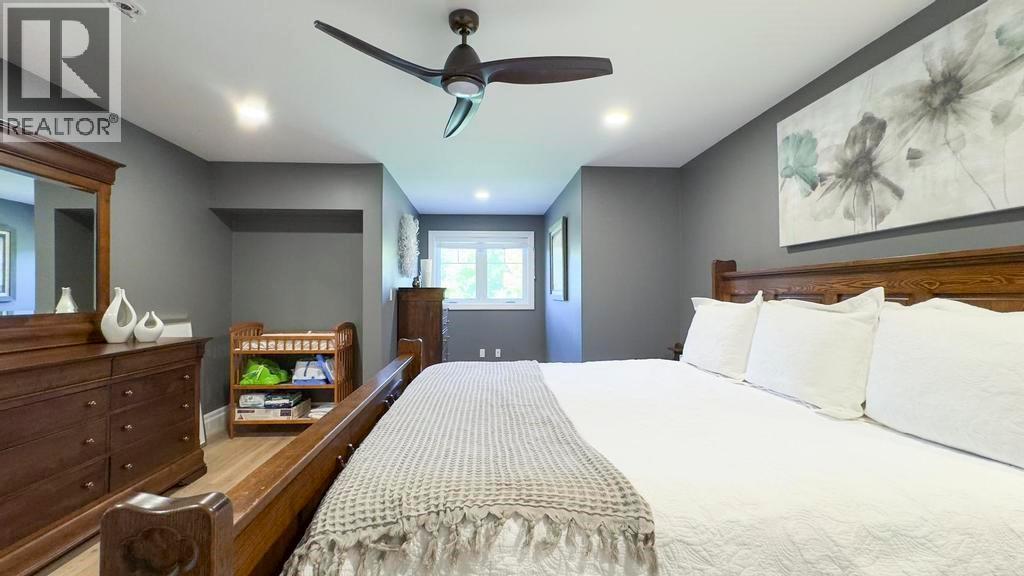 4640 Lakeshore Road Property Photo 37