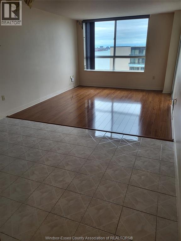 75 Riverside Drive East Unit# 1707 Property Photo 12
