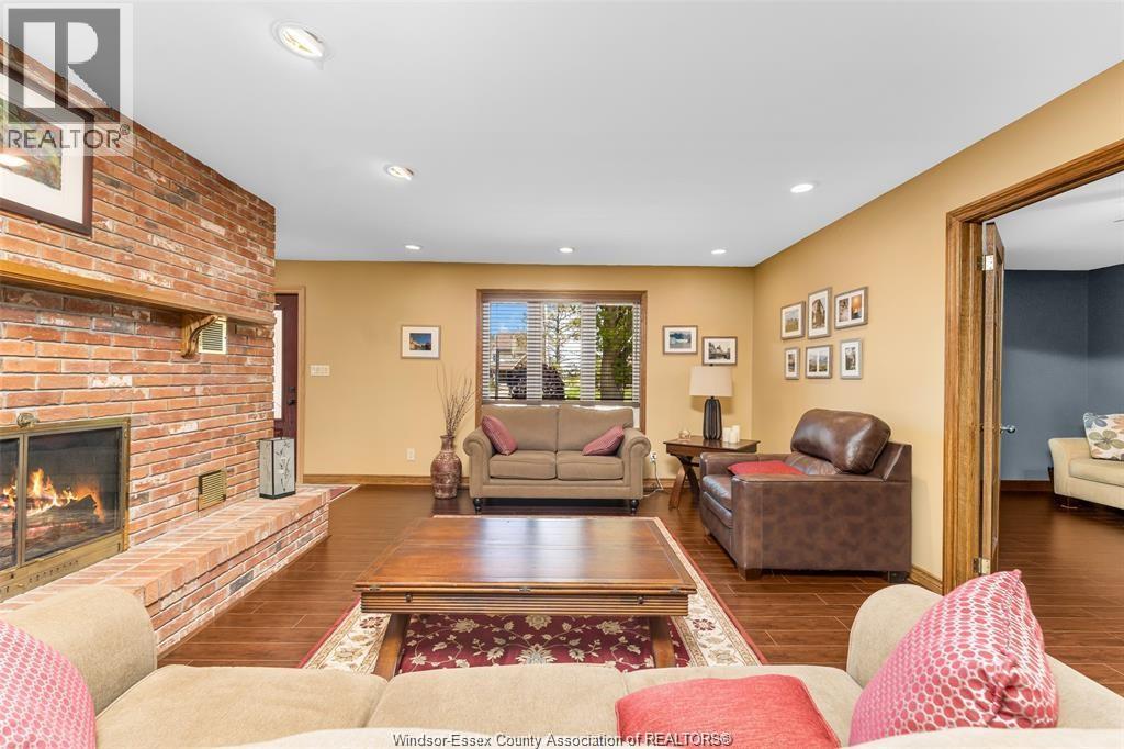 274 Irwin Property Photo 8