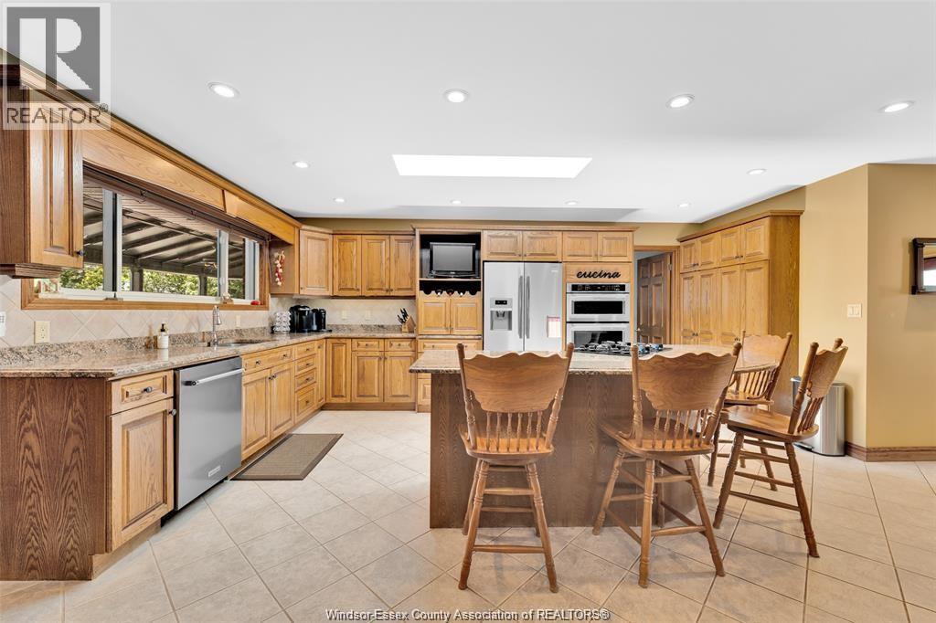 274 Irwin Property Photo 13