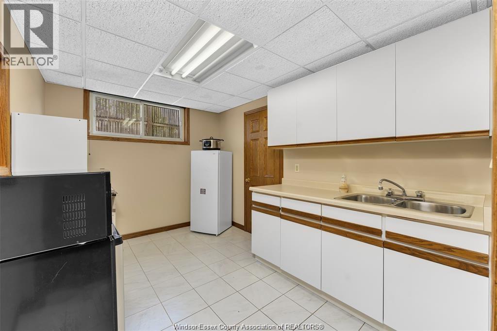 274 Irwin Property Photo 33