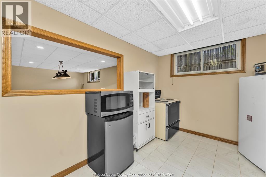 274 Irwin Property Photo 34