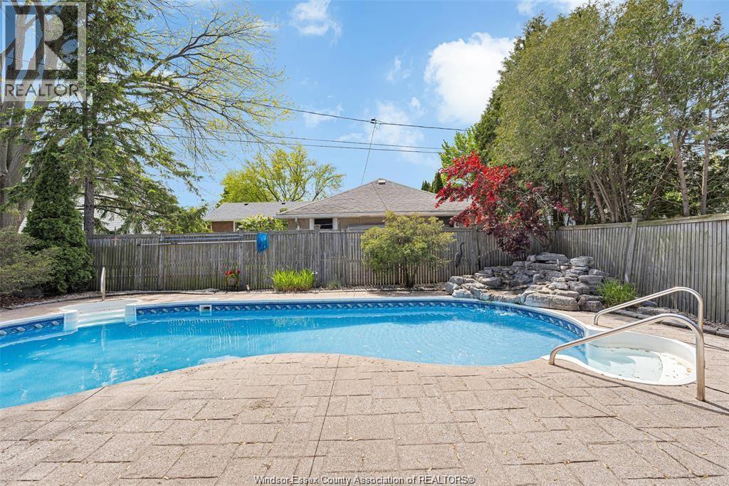274 Irwin Property Photo 49