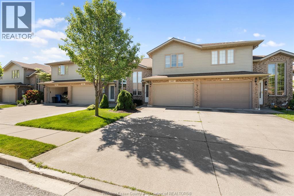 11827 Boulder Crescent Property Photo 2