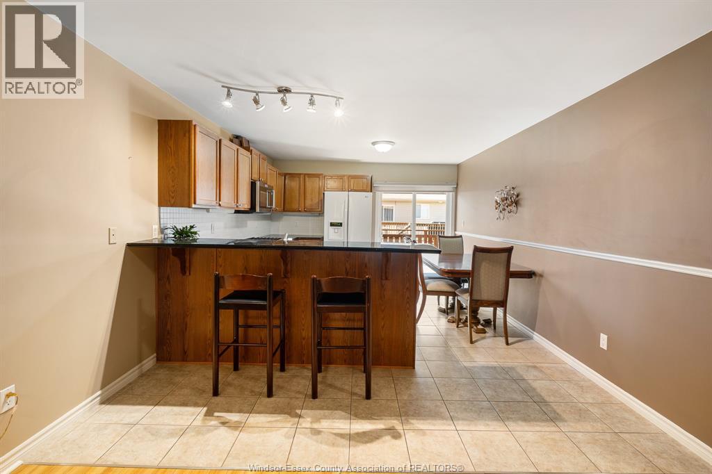 11827 Boulder Crescent Property Photo 17