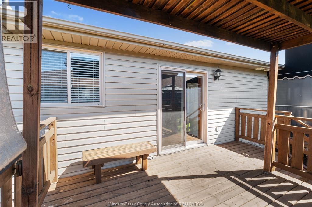 11827 Boulder Crescent Property Photo 37