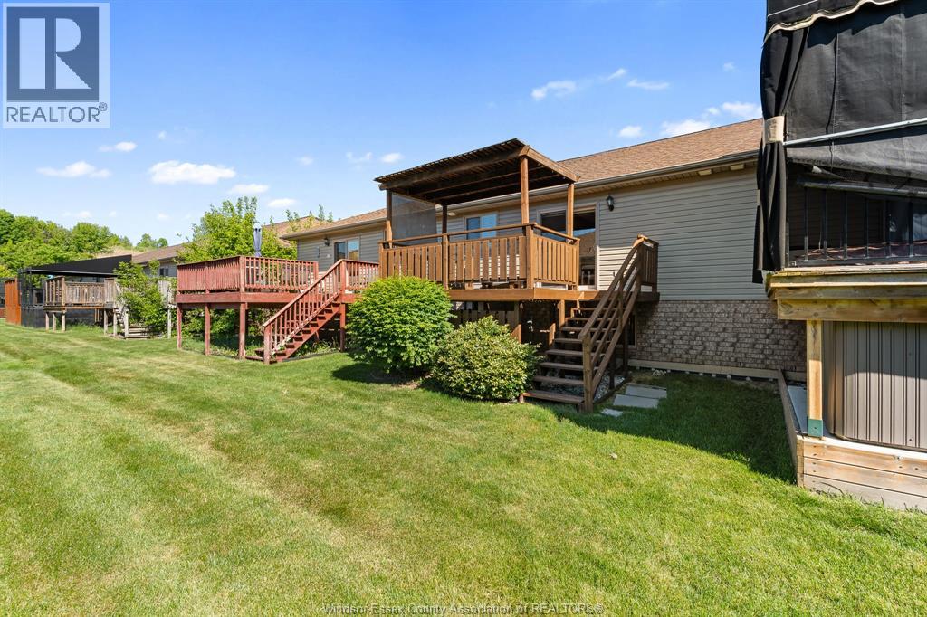 11827 Boulder Crescent Property Photo 38