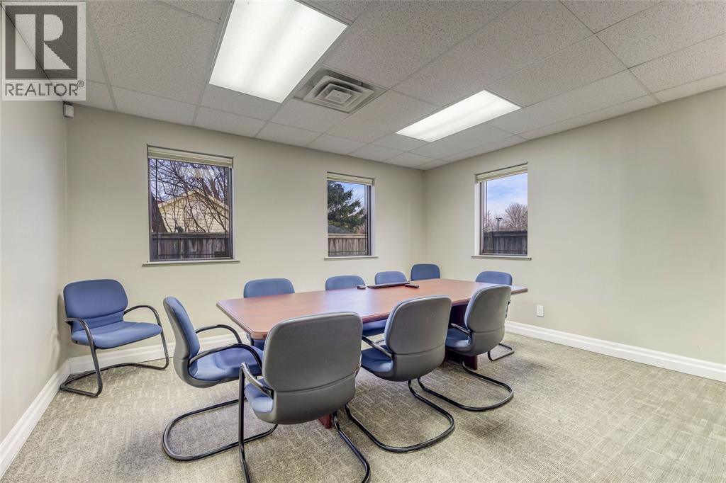 2695 Hamilton Road Unit# A Upper Property Photo 17