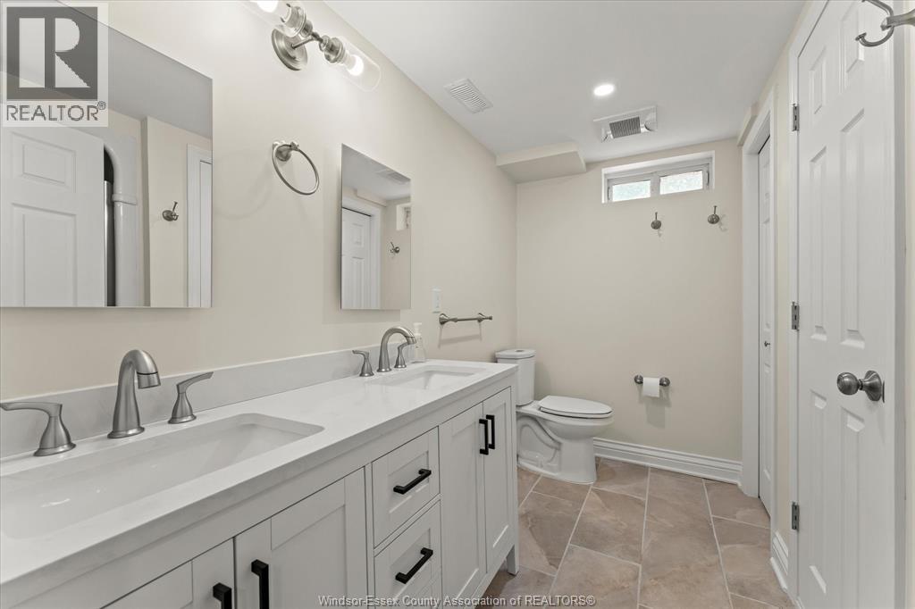 4531 Pleasant Place Unit# Lower Unit Property Photo 6