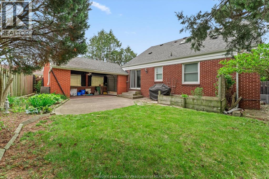 4531 Pleasant Place Unit# Lower Unit Property Photo 8