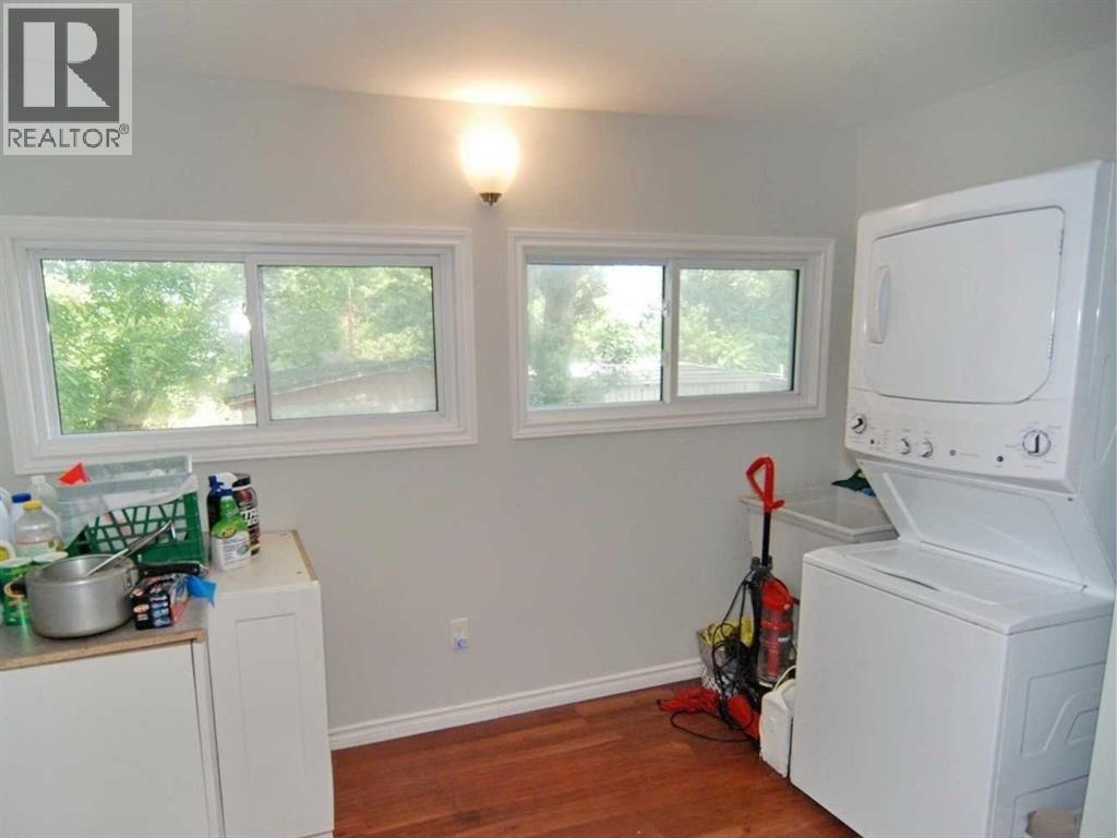 3588 Sandwich Street Property Photo 5