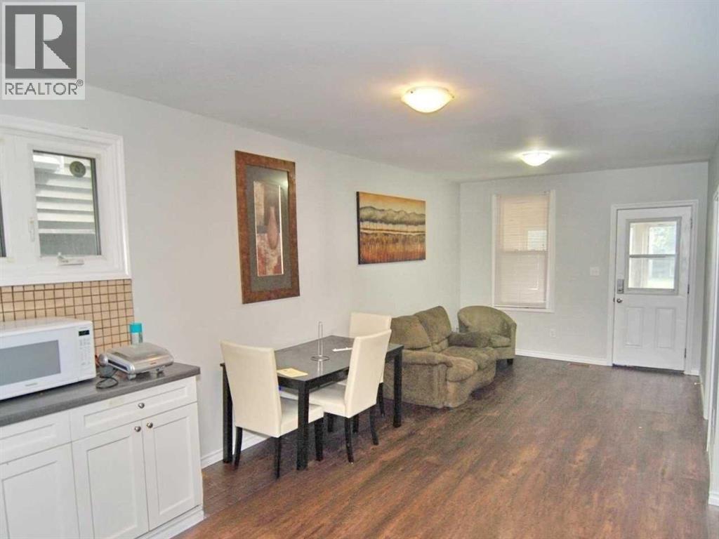 3588 Sandwich Street Property Photo 7