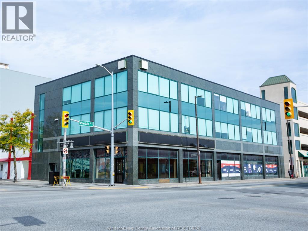 596 OUELLETTE AVENUE Property Photo 1