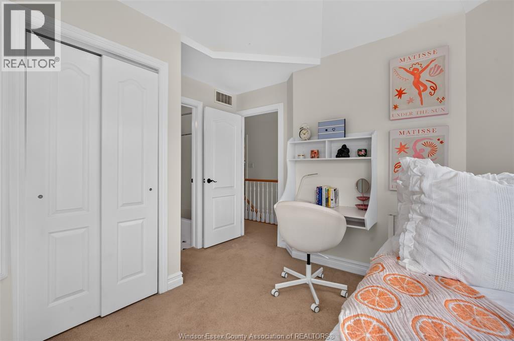 208 Crystal Bay Drive Property Photo 21