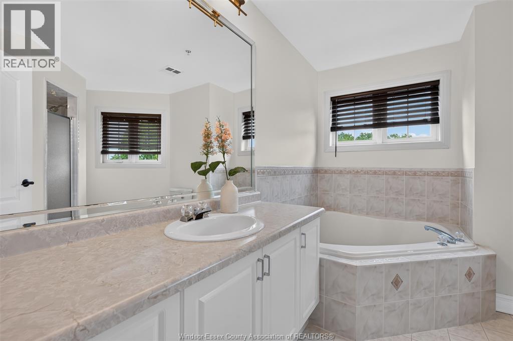 208 Crystal Bay Drive Property Photo 26