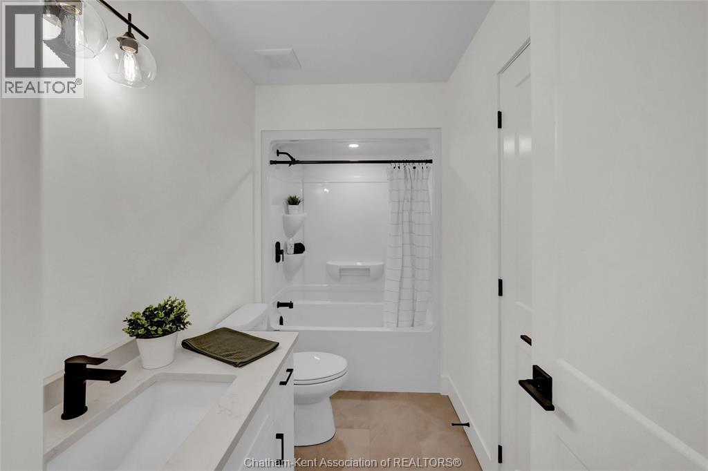 27 Cornerstone Place Property Photo 5