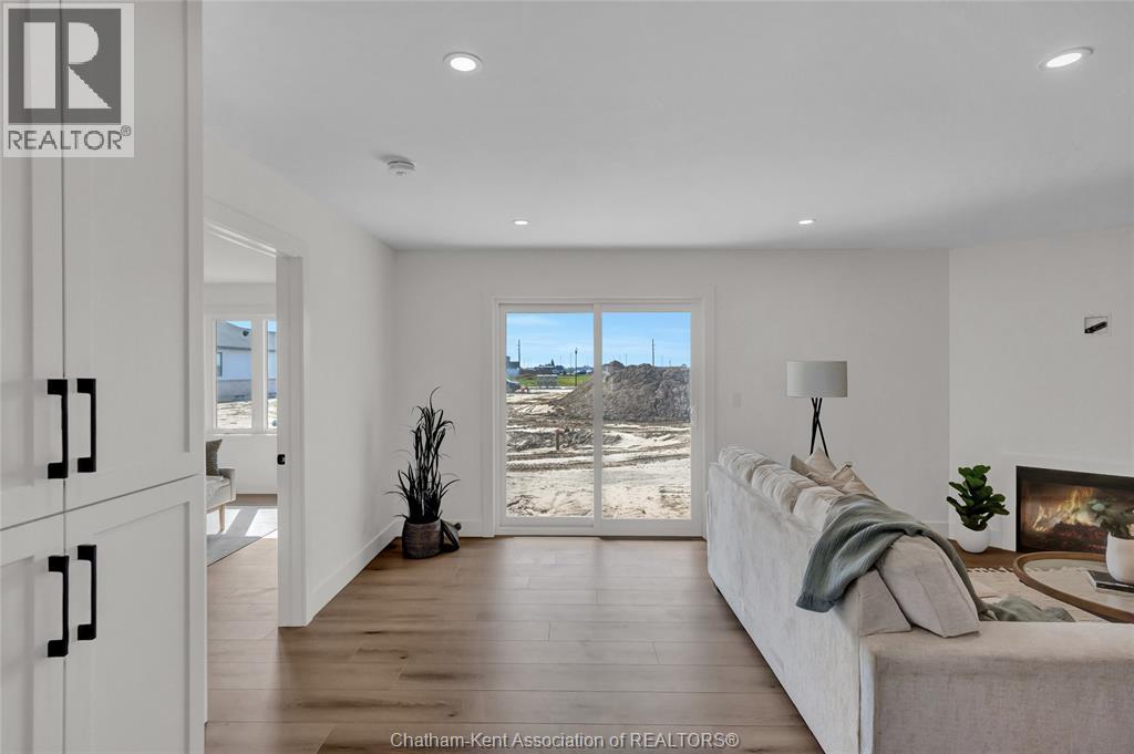 27 Cornerstone Place Property Photo 16
