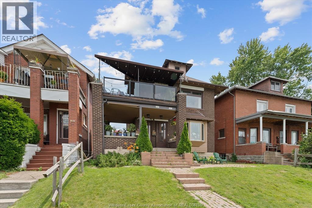 1331 RIVERSIDE DRIVE Property Photo 1