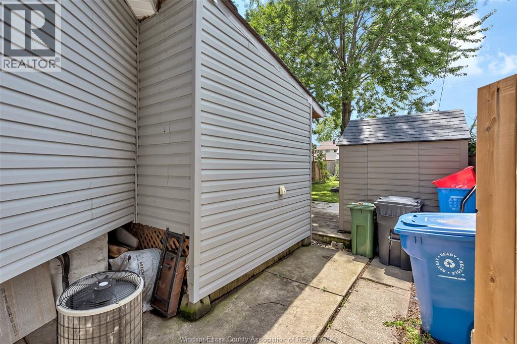 1431 Langlois Property Photo 6