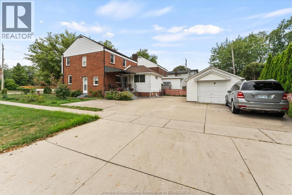 5188 Wyandotte St Street Property Photo 35