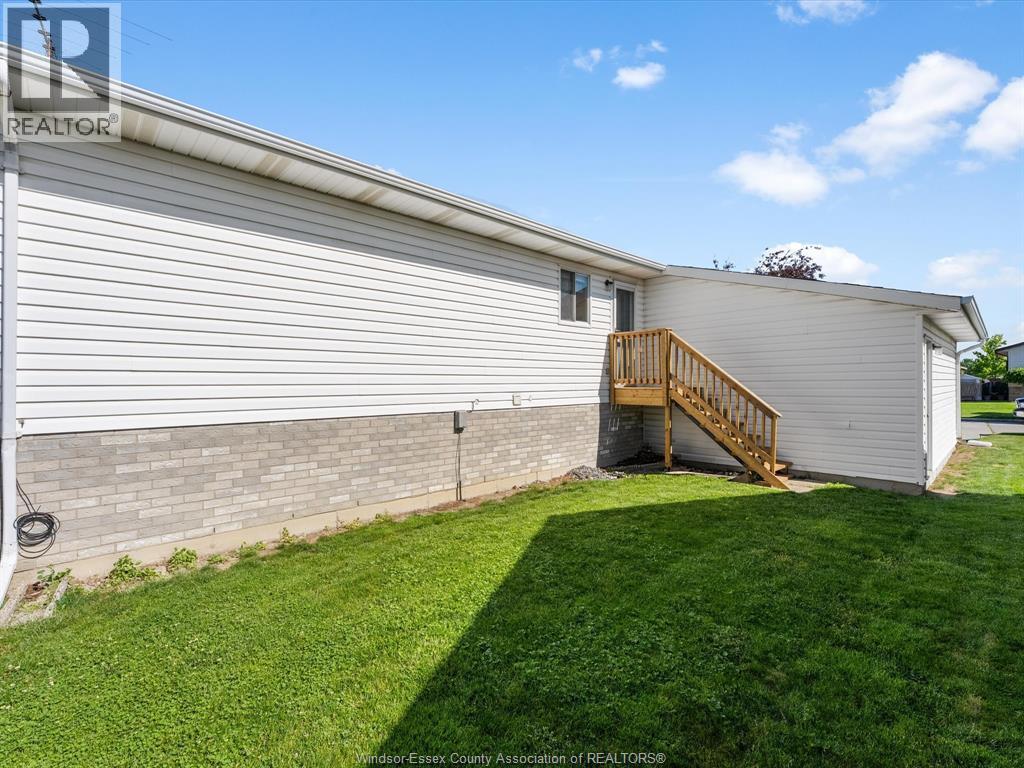 1553 Blairwood Crescent Property Photo 41