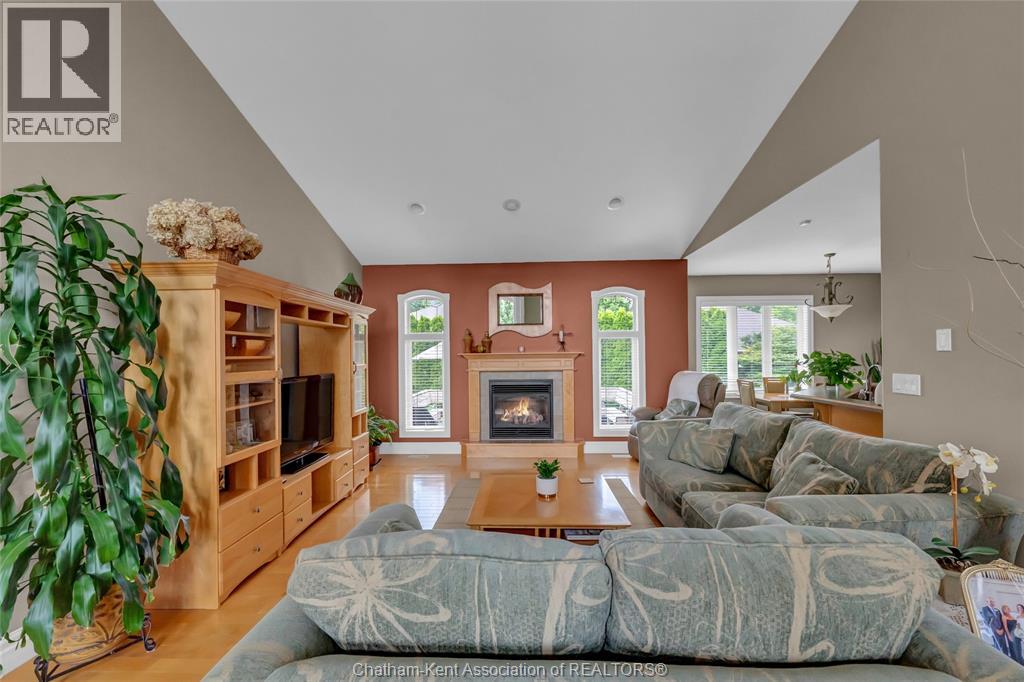 95 Henry O'way ... Property Photo 12